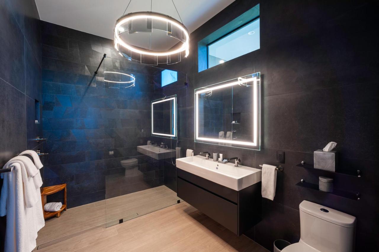 Black Urchin Boutique Aparthotel *
