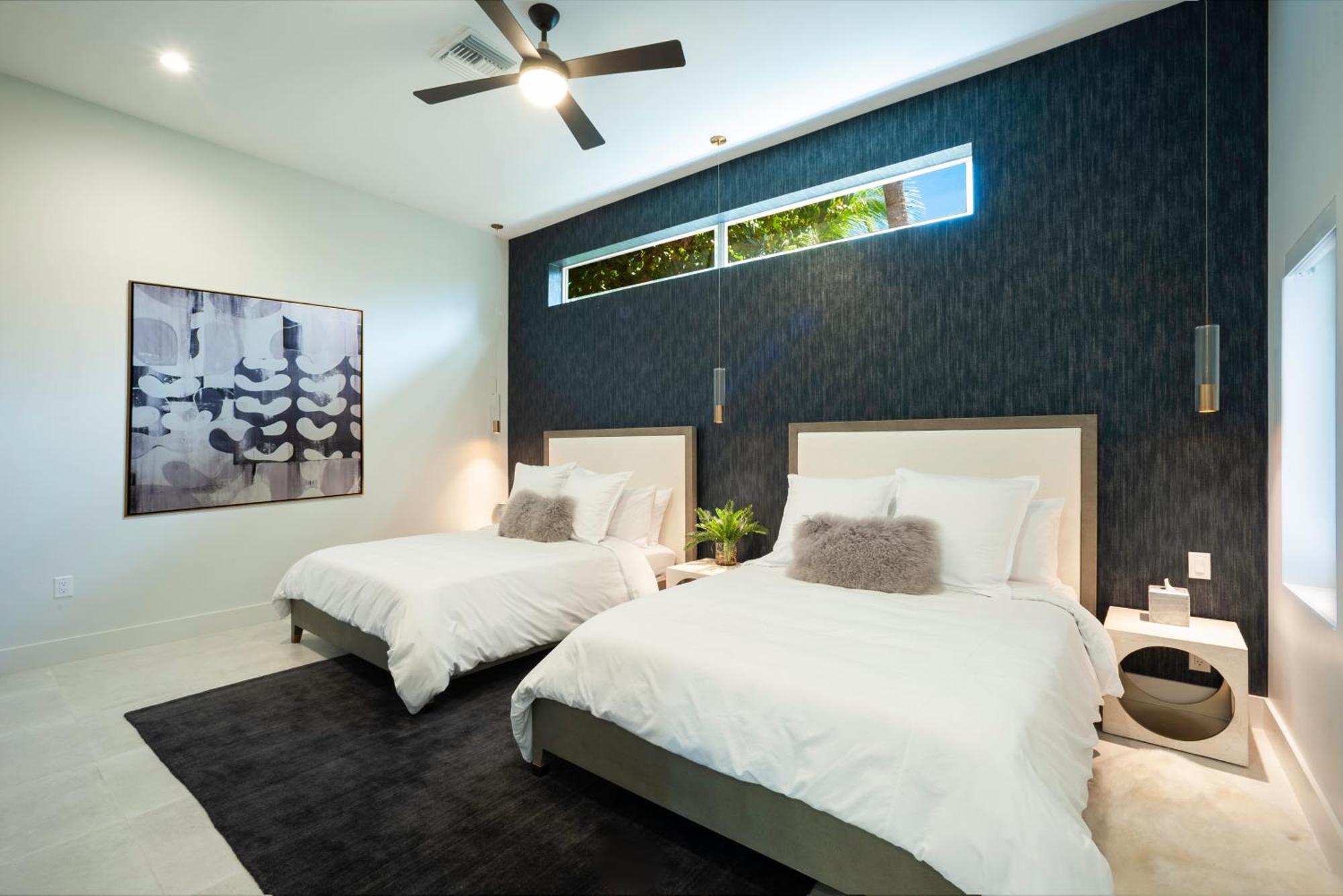 Black Urchin Boutique Aparthotel Bodden Town